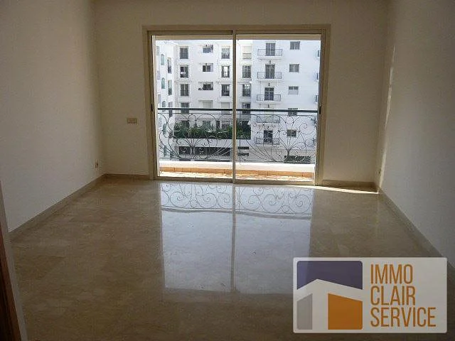 Appartement te Huur in Casablanca met Balkon