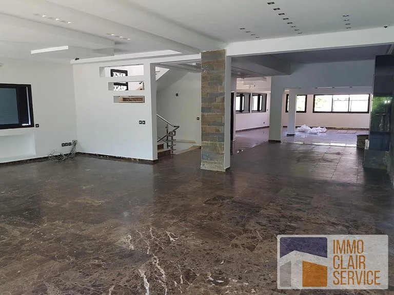 فيلا للايجار مكتب في الدار البيضاء