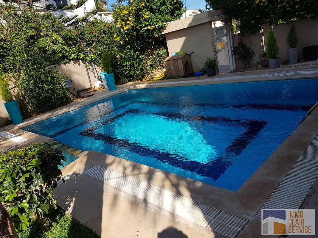 Gemeubelde Villa met Tuin en Zwembad in Harhoura