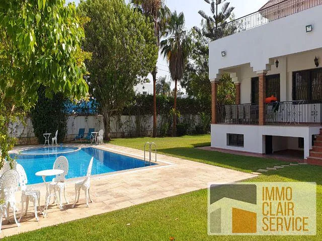 Prachtige Villa met Zwembad en Tuin in Rabat